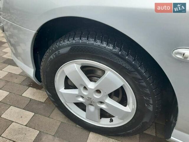 Сірий Пежо 407, об'ємом двигуна 2 л та пробігом 159 тис. км за 5100 $, фото 15 на Automoto.ua