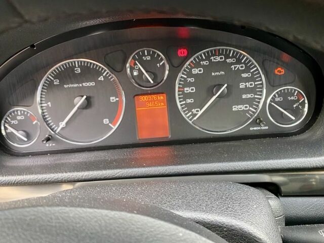 Пежо 407 2010 у Луцьку на Automoto.ua Сірий Пежо 407, об'ємом двигуна 1.6 л та пробігом 300 тис. км за 5200 $, фото 5 на Automoto.ua