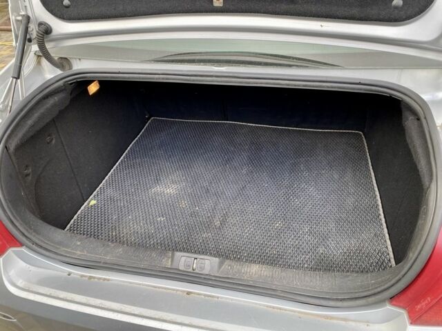 Пежо 407 2010 у Луцьку на Automoto.ua Сірий Пежо 407, об'ємом двигуна 1.6 л та пробігом 300 тис. км за 5200 $, фото 8 на Automoto.ua