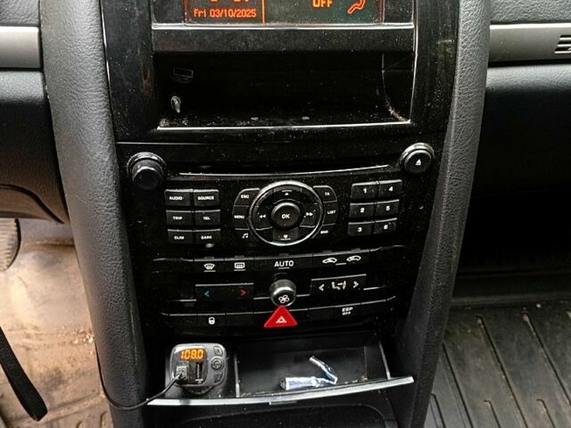 Серый Пежо 407, объемом двигателя 2 л и пробегом 221 тыс. км за 6300 $, фото 5 на Automoto.ua