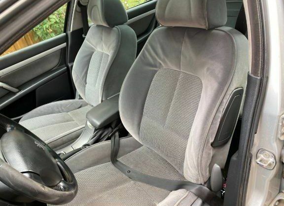 Сірий Пежо 407, об'ємом двигуна 1.6 л та пробігом 1000 тис. км за 1800 $, фото 6 на Automoto.ua