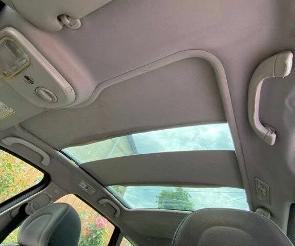 Сірий Пежо 407, об'ємом двигуна 1.6 л та пробігом 1000 тис. км за 1800 $, фото 3 на Automoto.ua