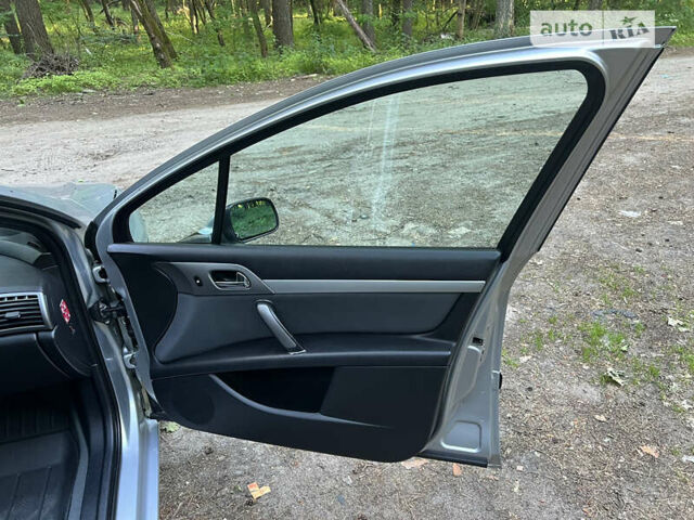 Серый Пежо 407, объемом двигателя 1.8 л и пробегом 152 тыс. км за 4000 $, фото 27 на Automoto.ua