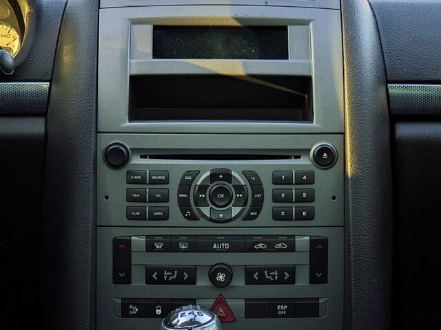 Сірий Пежо 407, об'ємом двигуна 2.2 л та пробігом 368 тис. км за 6500 $, фото 10 на Automoto.ua