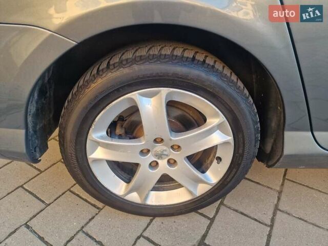 Пежо 407 2005 в Стрые на Automoto.ua Серый Пежо 407, объемом двигателя 2 л и пробегом 240 тыс. км за 3300 $, фото 19 на Automoto.ua