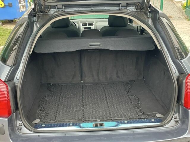 Серый Пежо 407, объемом двигателя 1.8 л и пробегом 190 тыс. км за 2800 $, фото 5 на Automoto.ua