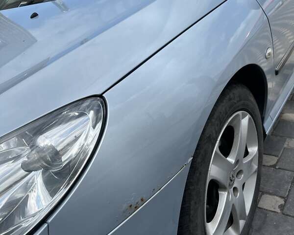 Сірий Пежо 407, об'ємом двигуна 2 л та пробігом 323 тис. км за 4400 $, фото 1 на Automoto.ua