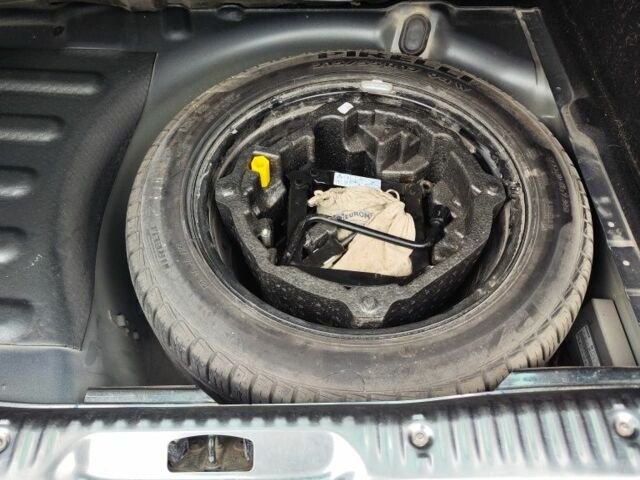 Сірий Пежо 407, об'ємом двигуна 2 л та пробігом 299 тис. км за 2200 $, фото 10 на Automoto.ua