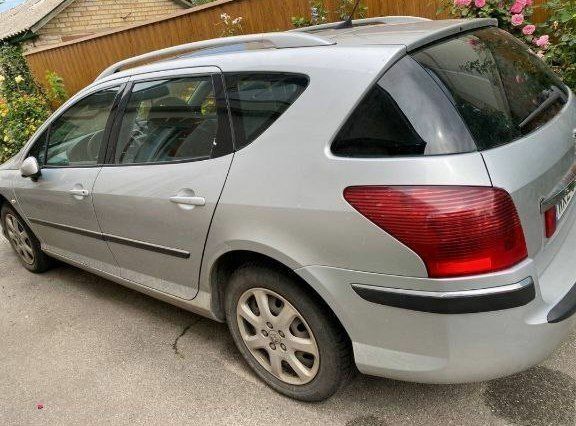 Серый Пежо 407, объемом двигателя 1.6 л и пробегом 1000 тыс. км за 1650 $, фото 11 на Automoto.ua