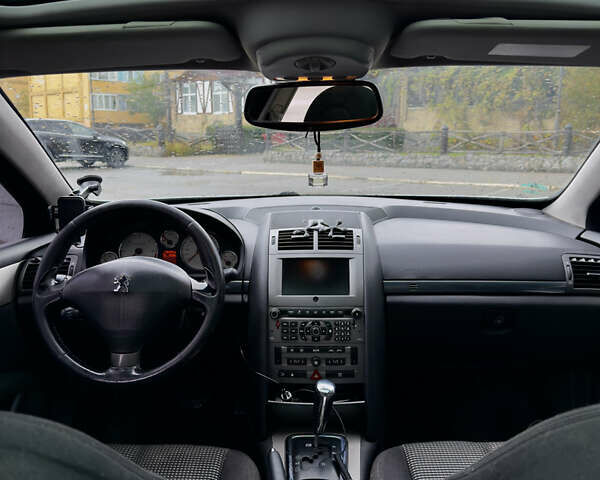 Серый Пежо 407, объемом двигателя 2 л и пробегом 249 тыс. км за 4299 $, фото 4 на Automoto.ua