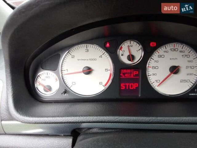 Серый Пежо 407, объемом двигателя 2 л и пробегом 226 тыс. км за 4500 $, фото 3 на Automoto.ua