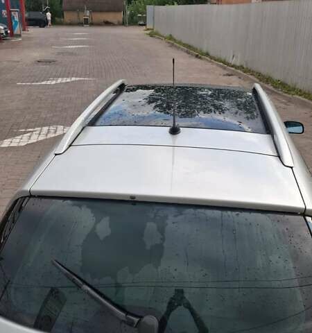 Серый Пежо 407, объемом двигателя 2 л и пробегом 264 тыс. км за 3700 $, фото 2 на Automoto.ua