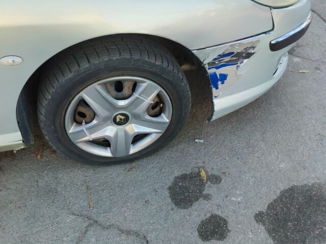 Серый Пежо 407, объемом двигателя 2 л и пробегом 375 тыс. км за 2500 $, фото 5 на Automoto.ua