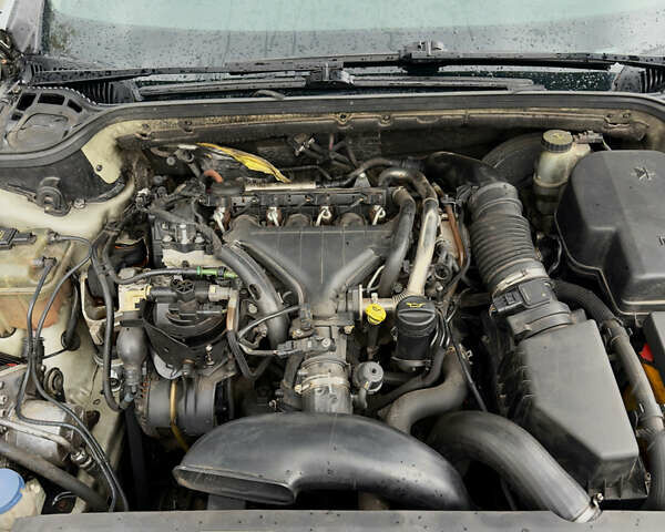 Серый Пежо 407, объемом двигателя 2 л и пробегом 249 тыс. км за 4299 $, фото 7 на Automoto.ua