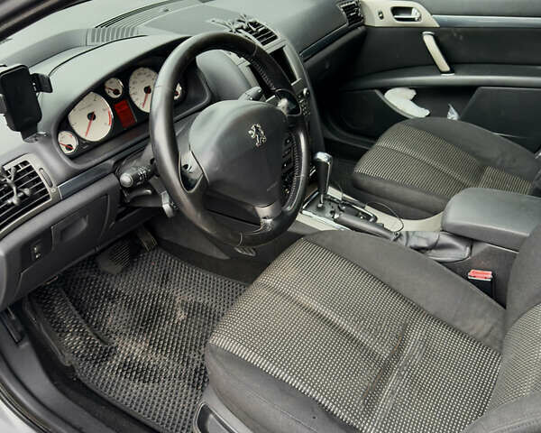 Серый Пежо 407, объемом двигателя 2 л и пробегом 249 тыс. км за 4299 $, фото 5 на Automoto.ua