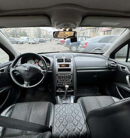 Серый Пежо 407, объемом двигателя 2 л и пробегом 334 тыс. км за 4999 $, фото 21 на Automoto.ua