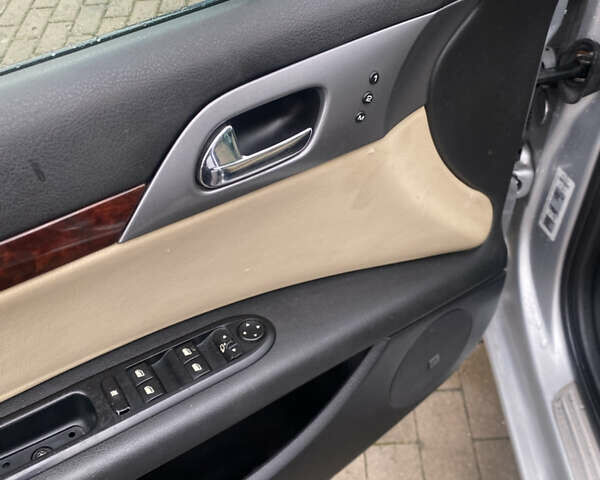 Серый Пежо 407, объемом двигателя 2 л и пробегом 301 тыс. км за 4700 $, фото 11 на Automoto.ua