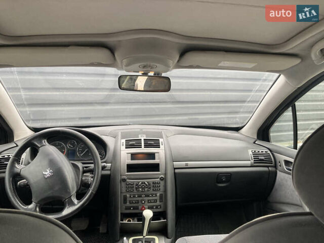 Серый Пежо 407, объемом двигателя 2 л и пробегом 305 тыс. км за 3800 $, фото 6 на Automoto.ua