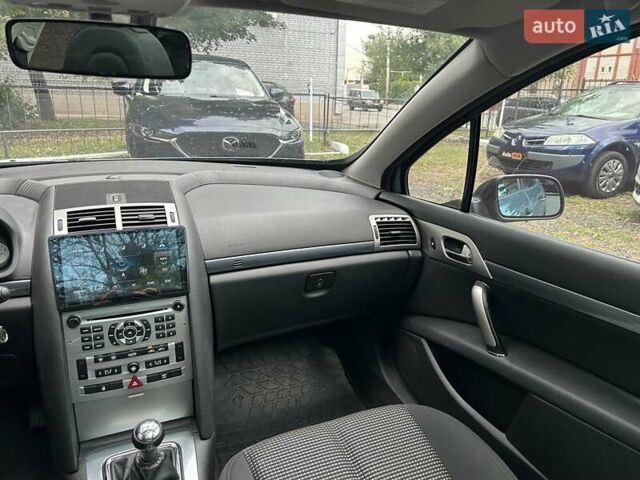 Серый Пежо 407, объемом двигателя 2 л и пробегом 124 тыс. км за 7000 $, фото 12 на Automoto.ua