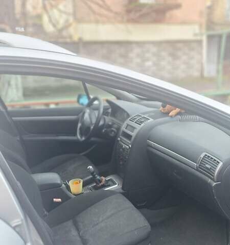 Сірий Пежо 407, об'ємом двигуна 2 л та пробігом 310 тис. км за 3700 $, фото 6 на Automoto.ua