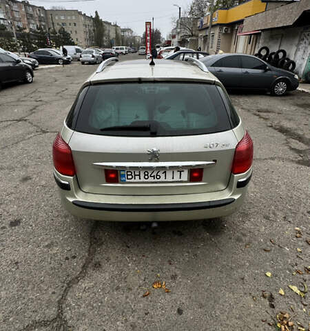 Серый Пежо 407, объемом двигателя 2 л и пробегом 334 тыс. км за 4999 $, фото 9 на Automoto.ua