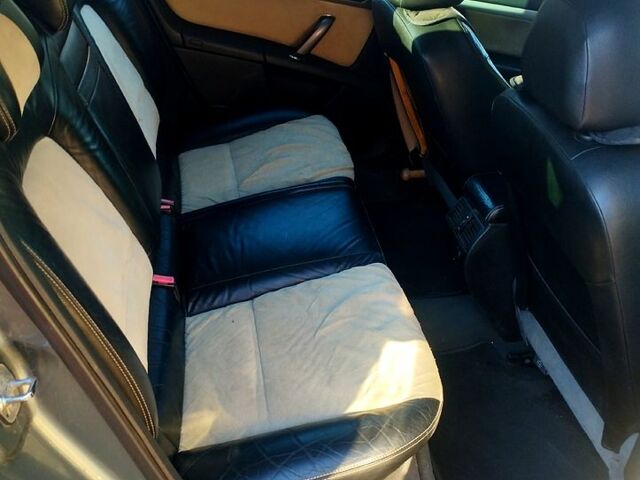 Пежо 407 2006 у Миколаєві на Automoto.ua Сірий Пежо 407, об'ємом двигуна 1.6 л та пробігом 250 тис. км за 4999 $, фото 5 на Automoto.ua