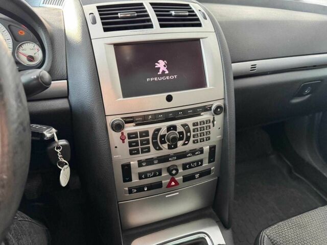 Сірий Пежо 407, об'ємом двигуна 2 л та пробігом 291 тис. км за 3990 $, фото 7 на Automoto.ua