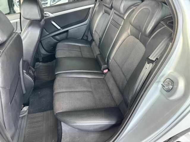 Сірий Пежо 407, об'ємом двигуна 2 л та пробігом 291 тис. км за 3990 $, фото 5 на Automoto.ua