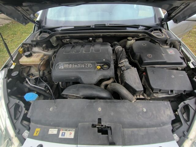 Серый Пежо 407, объемом двигателя 2 л и пробегом 250 тыс. км за 4362 $, фото 6 на Automoto.ua