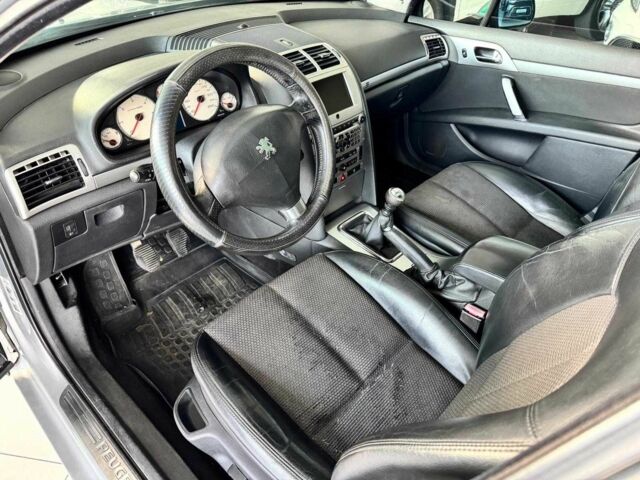 Сірий Пежо 407, об'ємом двигуна 2 л та пробігом 291 тис. км за 3990 $, фото 4 на Automoto.ua