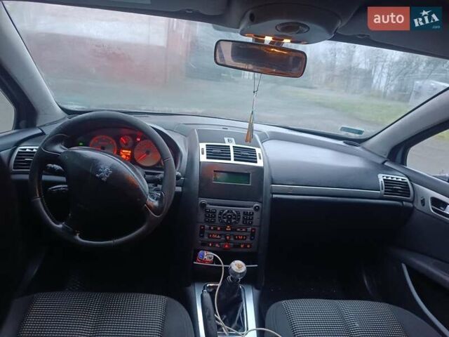 Серый Пежо 407, объемом двигателя 2 л и пробегом 220 тыс. км за 2950 $, фото 5 на Automoto.ua