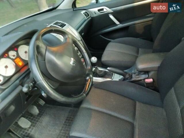Сірий Пежо 407, об'ємом двигуна 1.56 л та пробігом 235 тис. км за 3500 $, фото 12 на Automoto.ua