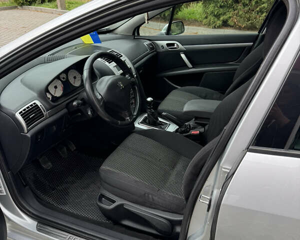 Пежо 407 2008 в Радехове на Automoto.ua Серый Пежо 407, объемом двигателя 2.18 л и пробегом 399 тыс. км за 5300 $, фото 15 на Automoto.ua