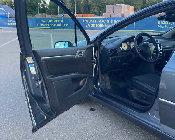 Серый Пежо 407, объемом двигателя 2 л и пробегом 264 тыс. км за 5400 $, фото 6 на Automoto.ua