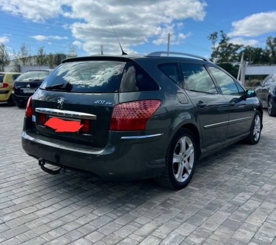 Серый Пежо 407, объемом двигателя 0 л и пробегом 317 тыс. км за 3900 $, фото 3 на Automoto.ua
