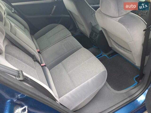 Синий Пежо 407, объемом двигателя 1.6 л и пробегом 230 тыс. км за 5800 $, фото 19 на Automoto.ua
