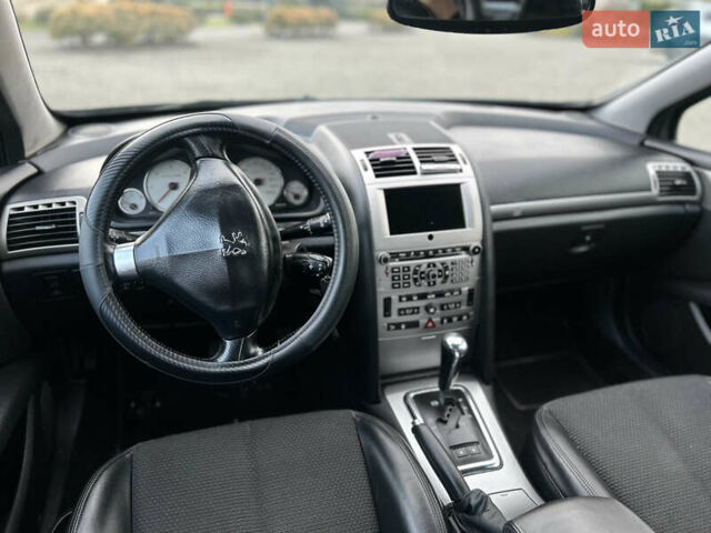 Зелений Пежо 407, об'ємом двигуна 2.7 л та пробігом 285 тис. км за 3950 $, фото 8 на Automoto.ua