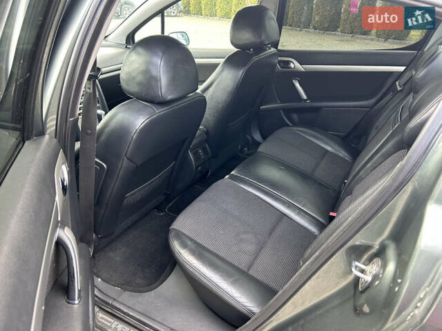 Зелений Пежо 407, об'ємом двигуна 2.7 л та пробігом 285 тис. км за 3950 $, фото 11 на Automoto.ua
