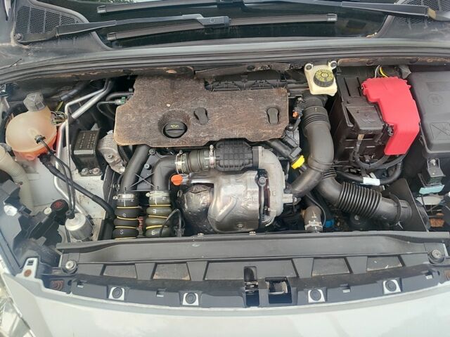 Белый Пежо 408, объемом двигателя 1.6 л и пробегом 168 тыс. км за 7400 $, фото 6 на Automoto.ua