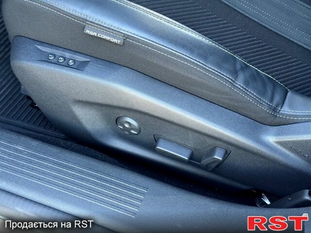 Белый Пежо 408, объемом двигателя 1.6 л и пробегом 35 тыс. км за 28999 $, фото 6 на Automoto.ua