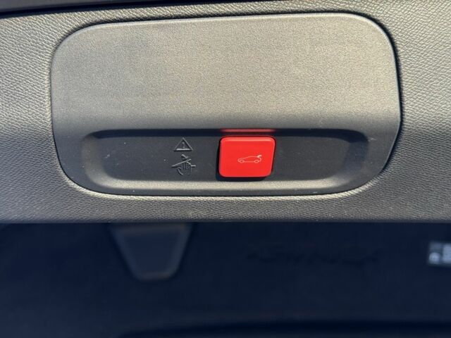 Белый Пежо 408, объемом двигателя 1.6 л и пробегом 35 тыс. км за 28999 $, фото 23 на Automoto.ua