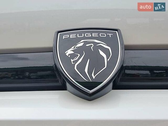 Белый Пежо 408, объемом двигателя 1.6 л и пробегом 14 тыс. км за 30499 $, фото 36 на Automoto.ua