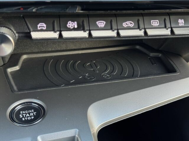 Белый Пежо 408, объемом двигателя 1.6 л и пробегом 35 тыс. км за 28999 $, фото 15 на Automoto.ua