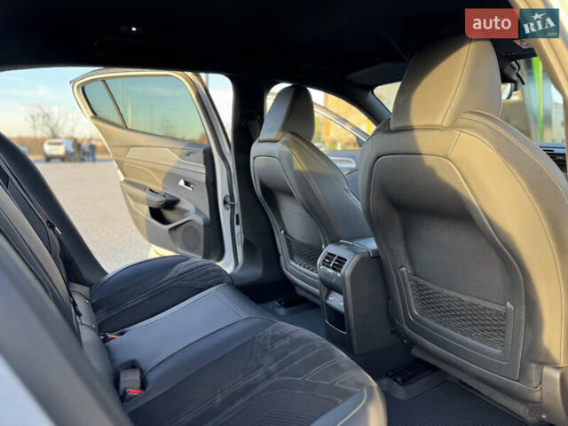 Белый Пежо 408, объемом двигателя 1.6 л и пробегом 35 тыс. км за 28999 $, фото 46 на Automoto.ua
