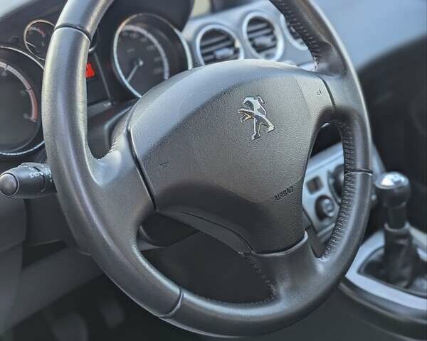 Чорний Пежо 408, об'ємом двигуна 1.56 л та пробігом 81 тис. км за 9500 $, фото 23 на Automoto.ua