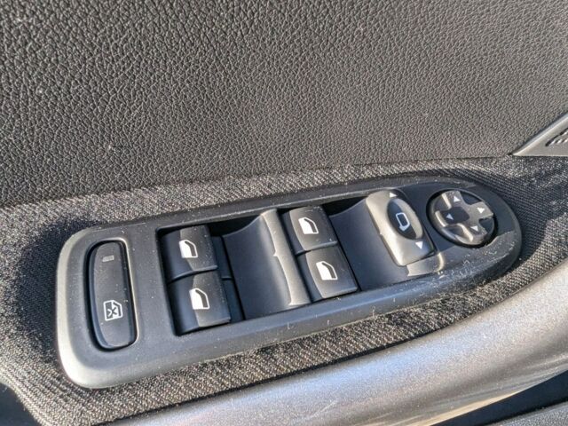 Черный Пежо 408, объемом двигателя 1.6 л и пробегом 81 тыс. км за 9500 $, фото 18 на Automoto.ua