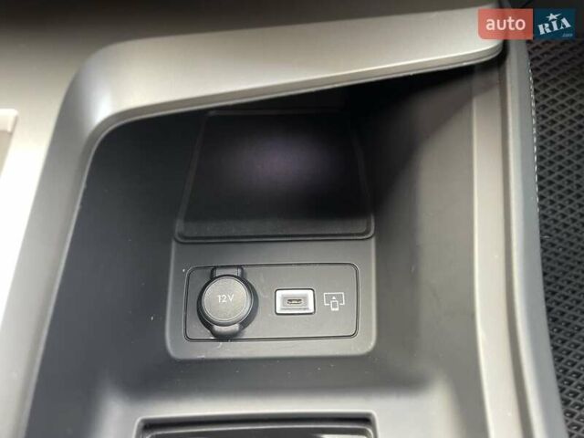 Красный Пежо 408, объемом двигателя 1.6 л и пробегом 35 тыс. км за 27500 $, фото 27 на Automoto.ua