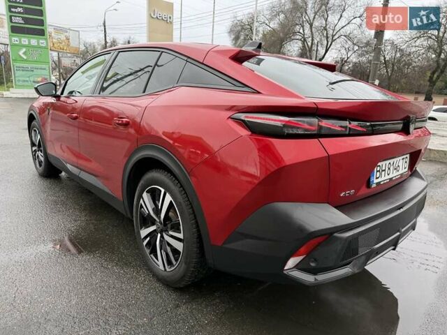 Червоний Пежо 408, об'ємом двигуна 1.6 л та пробігом 22 тис. км за 28500 $, фото 5 на Automoto.ua