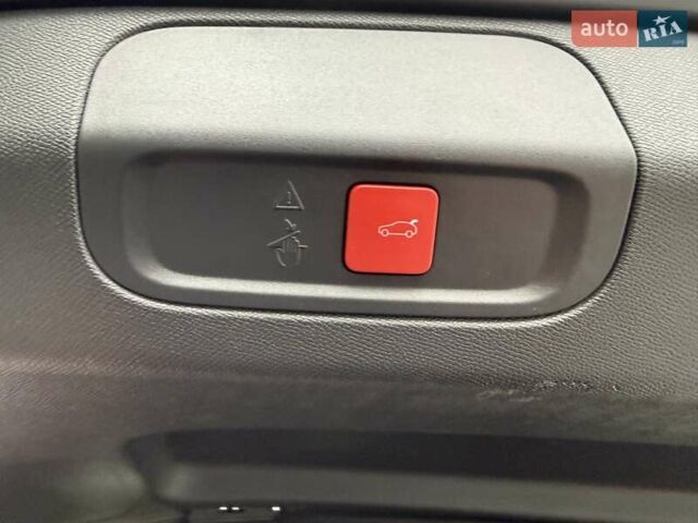 Червоний Пежо 408, об'ємом двигуна 1.6 л та пробігом 22 тис. км за 28500 $, фото 8 на Automoto.ua