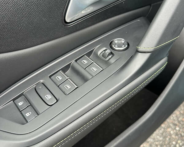 Пежо 408, объемом двигателя 1.6 л и пробегом 30 тыс. км за 28600 $, фото 16 на Automoto.ua